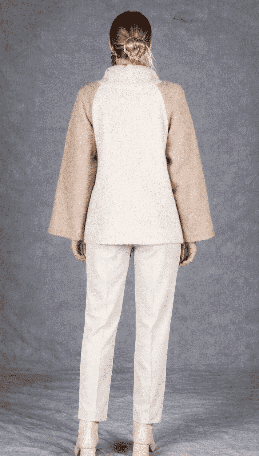 ジャケット・アウター high neck button design coat High Neck Jacket Pattern | AinaSewingPatterns
