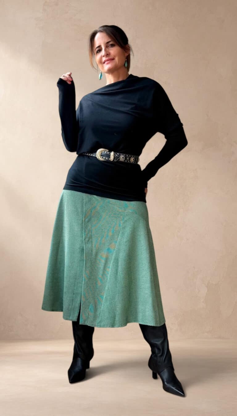 Handmade CHANTELLE flared skirt, from a women’s PDF sewing pattern: the curved arrangement of pieces adds interest to the flared shape. The panel construction is central to the garment.